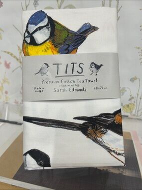 T1Ts Birds  premium cotton tea towel by Sarah Edmonds 48x76